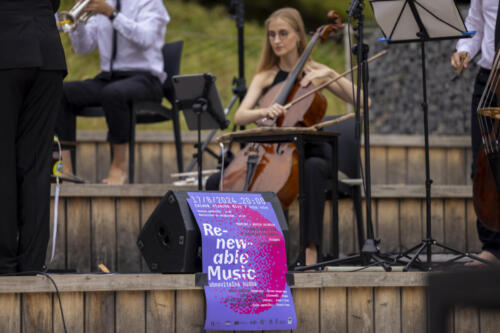 Zelená strecha Nivy – Renewable Music